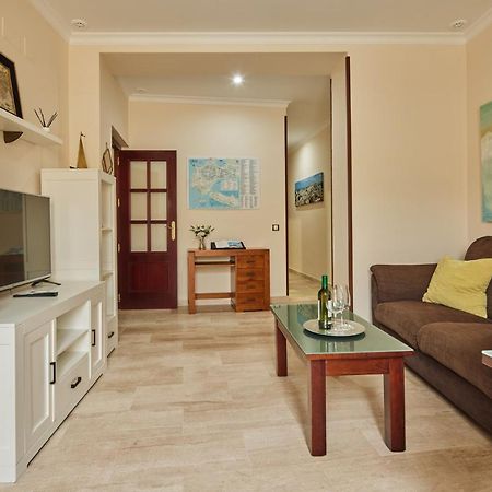 Apartamento Tavira Little Apartments Cádiz Exterior photo